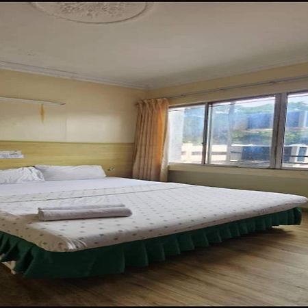 Oyo 90979 Sianglory Inn Кота Кинабалу Екстериор снимка