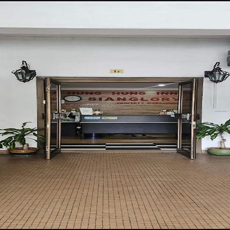 Oyo 90979 Sianglory Inn Кота Кинабалу Екстериор снимка