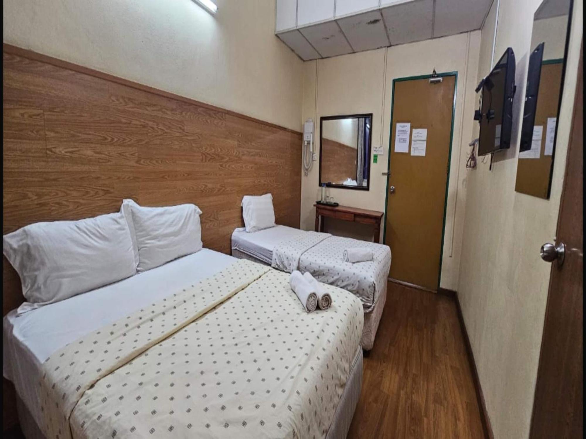 Oyo 90979 Sianglory Inn Кота Кинабалу Екстериор снимка